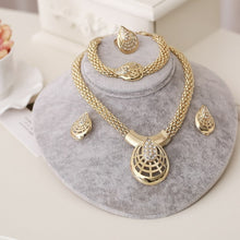 Load image into Gallery viewer, Dubai Gold Jewelry Sets Nigerian Wedding African Beads Crystal Bridal Jewellery Set Rhinestone Ethiopian Jewelry parure