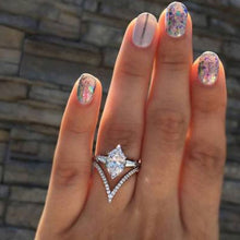 Load image into Gallery viewer, 17IF 3Pcs/Set Fashion Geometry Intersect Crystal Rings Set For Women Girls Engagement Wedding Rings Female Party Jewelry Gifts